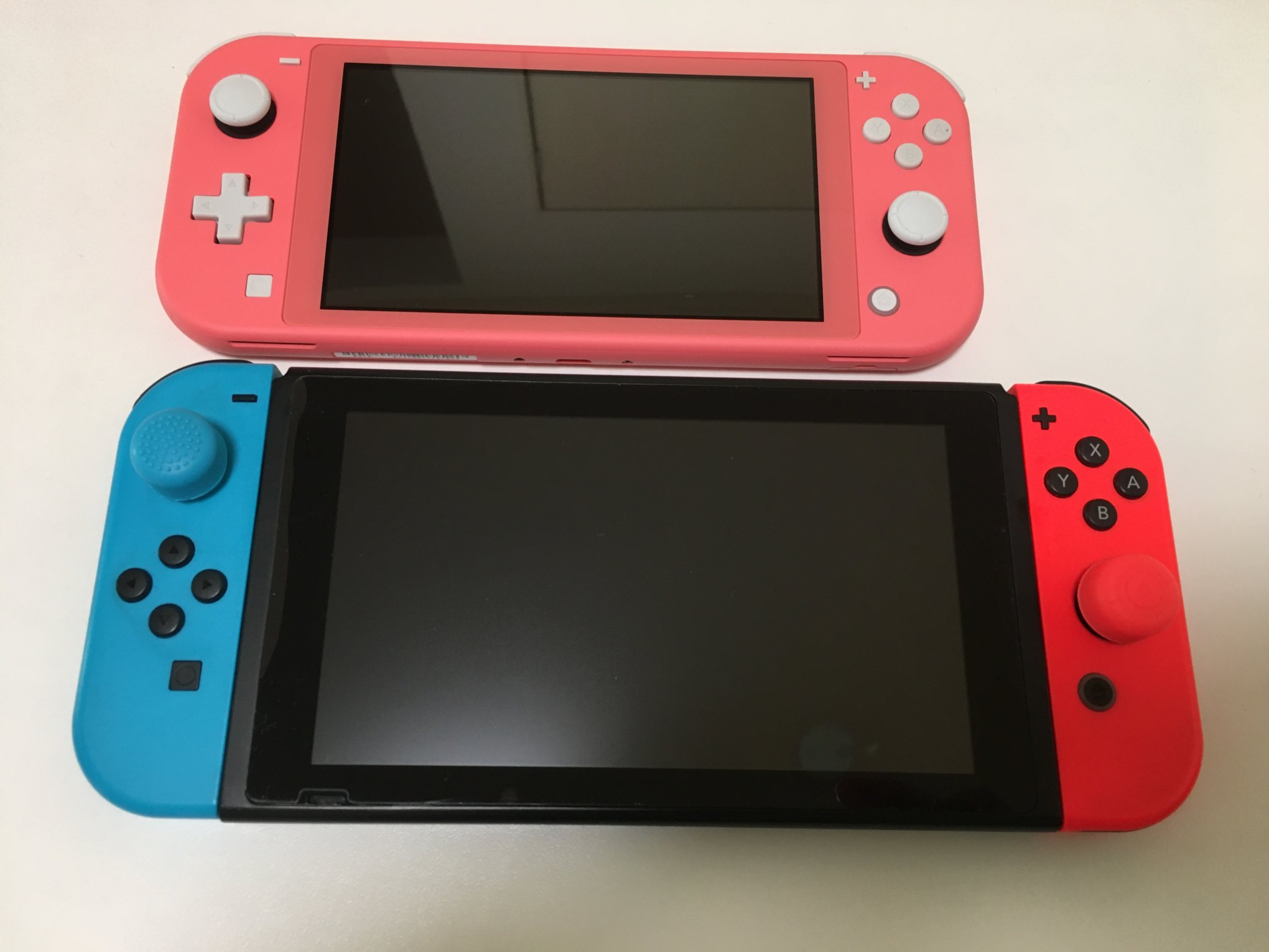 Nintendo SwitchNintendo Switch light コーラルピンク - Nintendo Switch